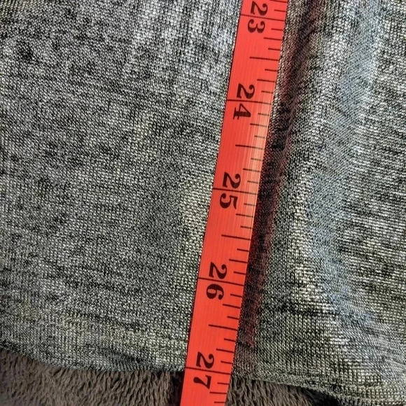 Calvin Klein Women Tank Top Gray Silver Metallic Keyhole Sleeveless Stretch Sz L - Picture 4 of 6